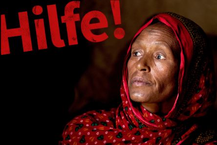 Eine Frau mit einem roten Kopftuch, auf dem Bild steht: Hilfe!